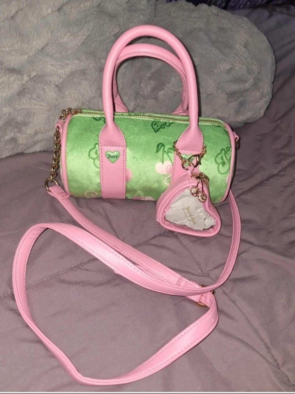 EXCLUSIVE Juicy Couture Pink & Green Barrel Crossbody Bag
REPOSHED.